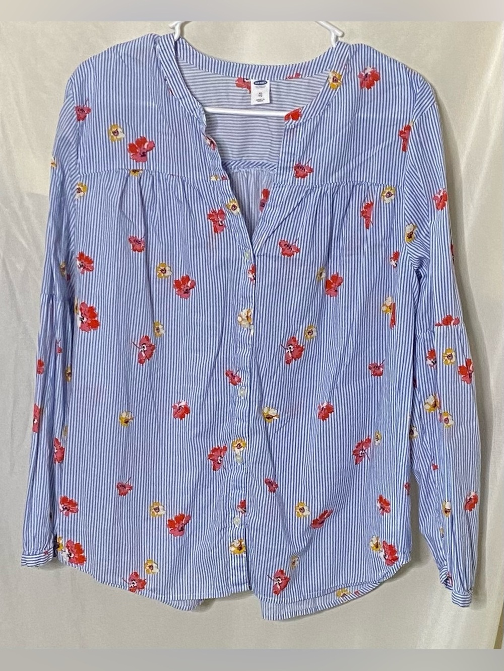 Old Navy Relaxed Smocked Floral Striped Button-Front Cotton Shirt - Picture 3 of 10